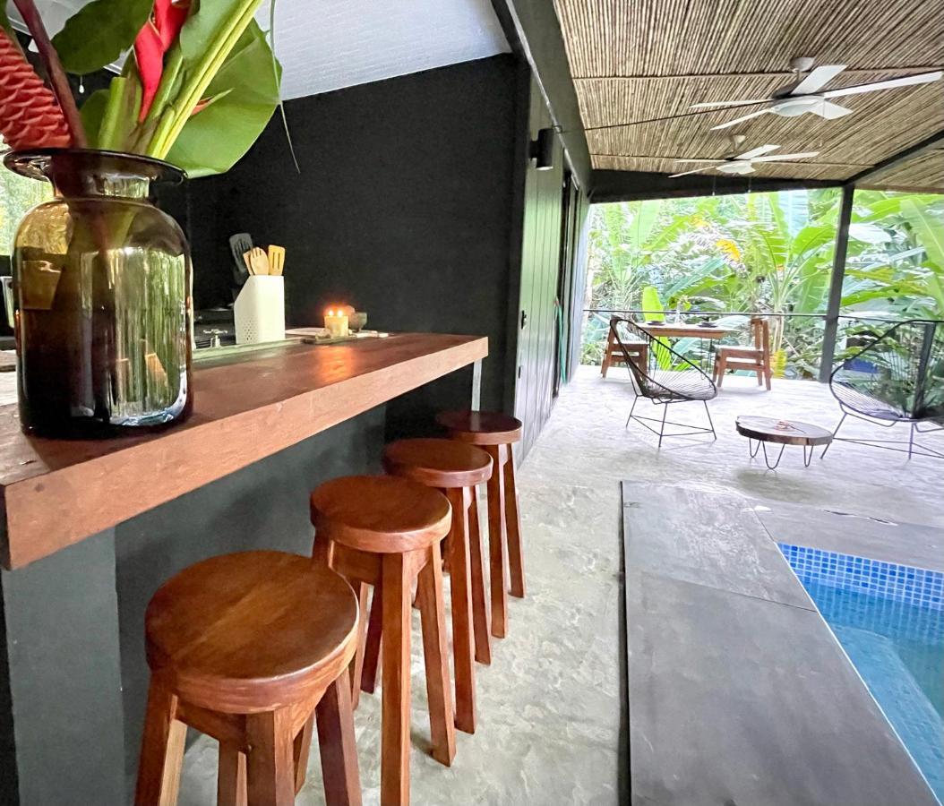Villa Joeyshe- New Luxury Villa With Pool & Ac Puerto Viejo de Talamanca Exteriör bild